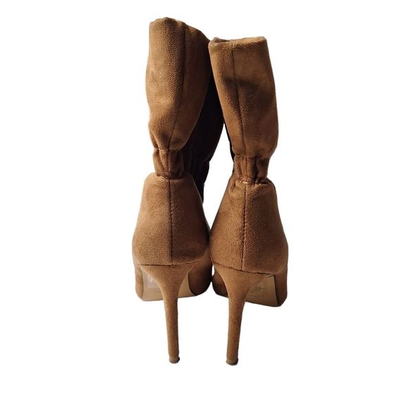 Express SZ 6 Brown Faux Suede Pull On Heeled Slouch Paper Bag Ankle Bootie Boots - Picture 5 of 14